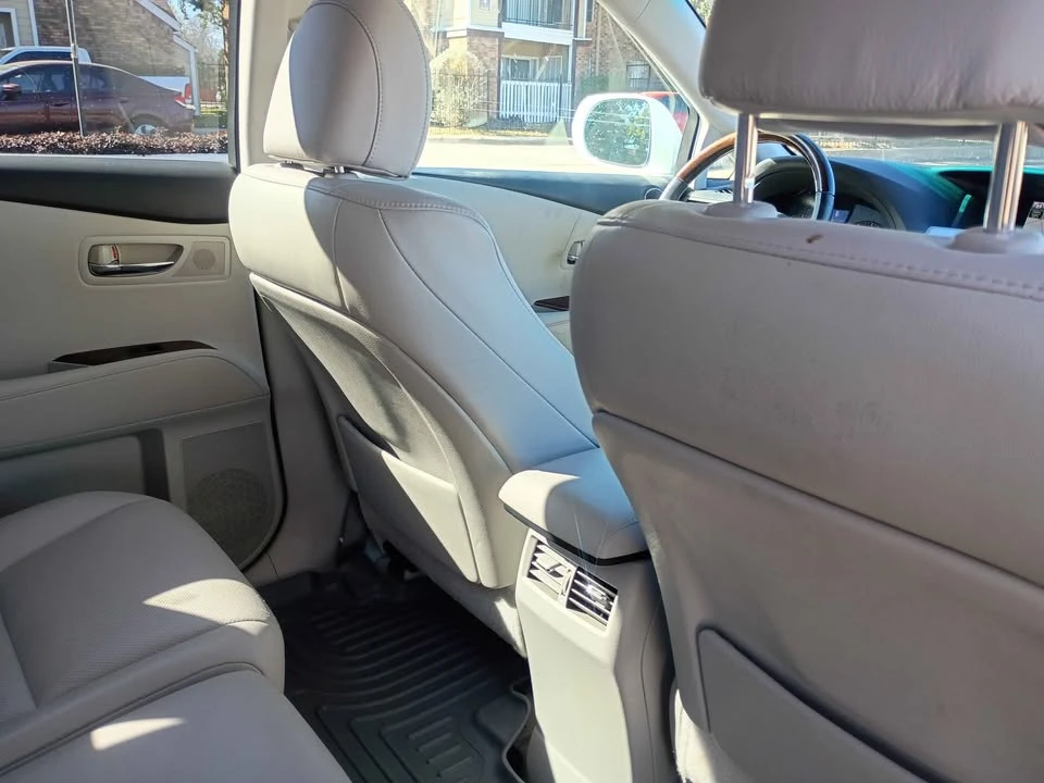 2011 Lexus RX 3rd Gen - Image 9 of 14