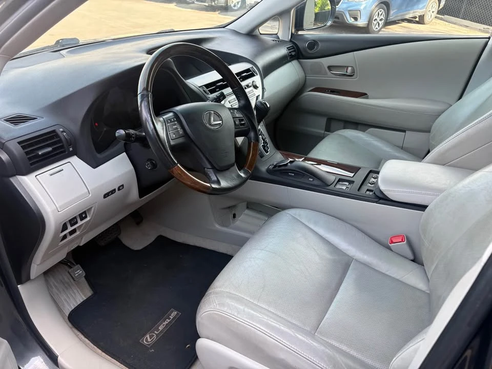 2011 Lexus RX 3rd Gen - Image 7 of 17