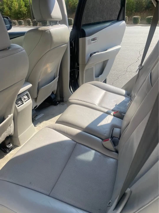 2011 Lexus RX 3rd Gen - Image 9 of 11