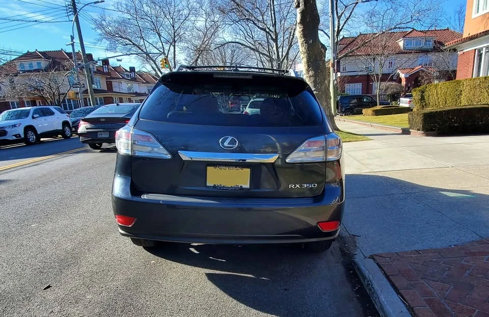 2011 Lexus RX 3rd Gen - Image 10 of 19
