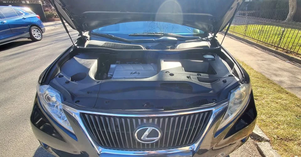 2011 Lexus RX 3rd Gen - Image 19 of 19