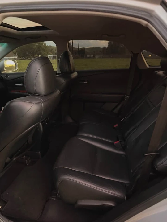 2011 Lexus RX 3rd Gen - Image 8 of 13