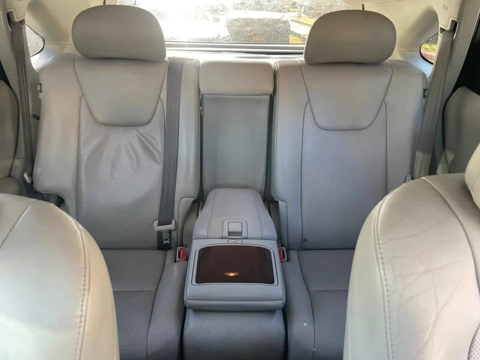 2011 Lexus RX 3rd Gen - Image 16 of 19