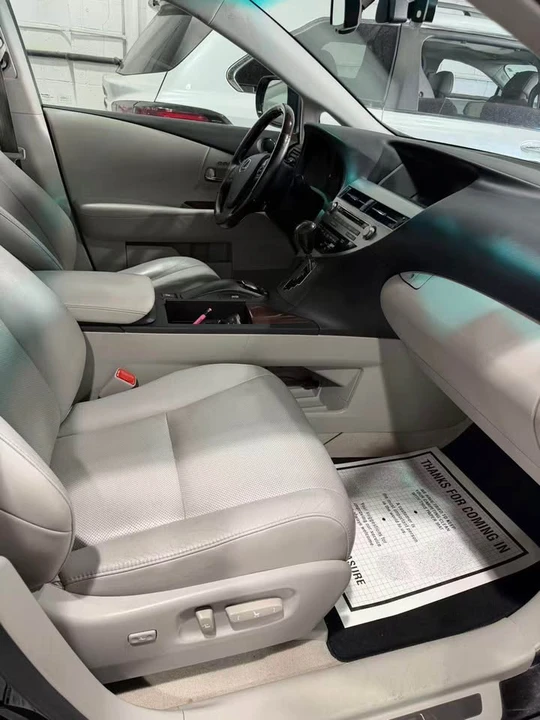 2011 Lexus RX 3rd Gen - Image 6 of 10