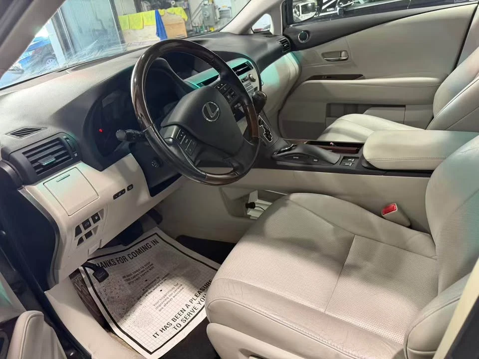 2011 Lexus RX 3rd Gen - Image 7 of 10