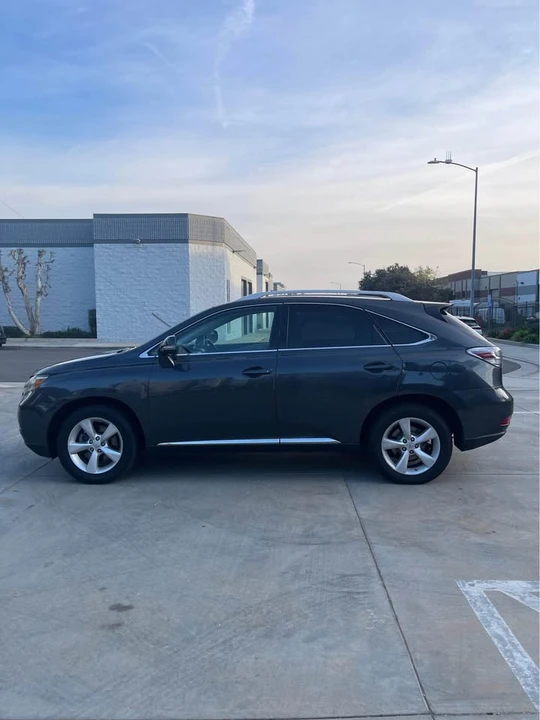2011 Lexus RX 3rd Gen - Image 5 of 11