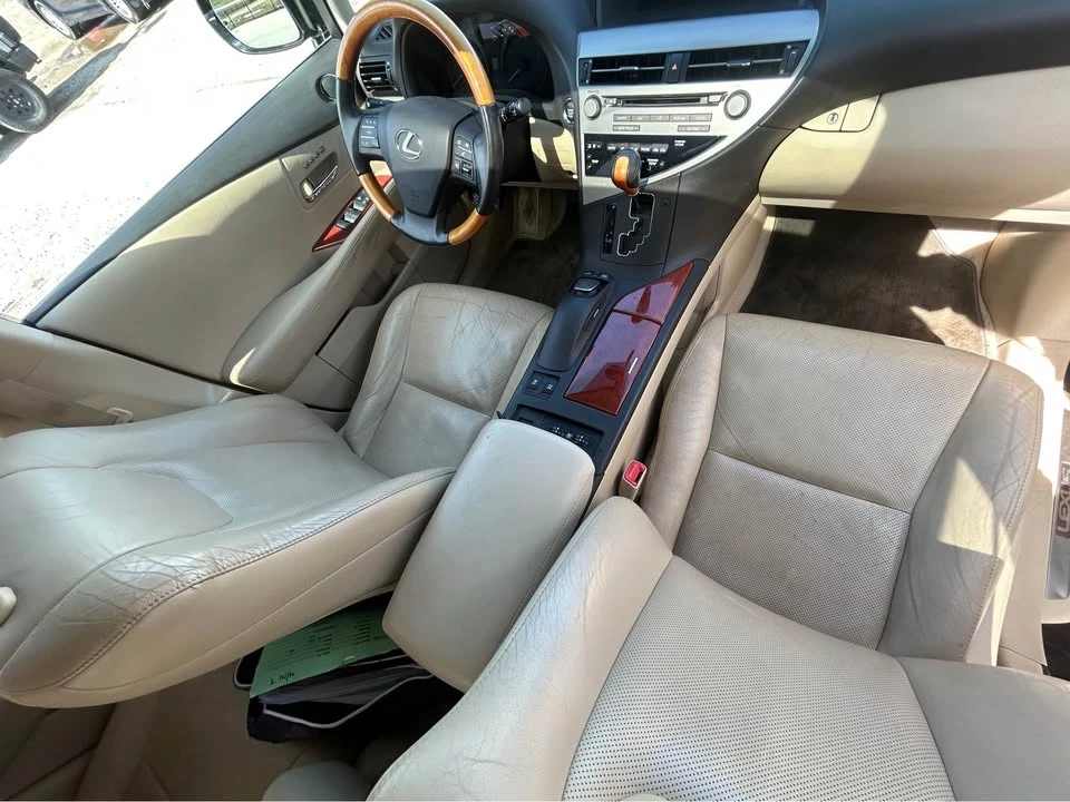 2011 Lexus RX 3rd Gen - Image 5 of 9
