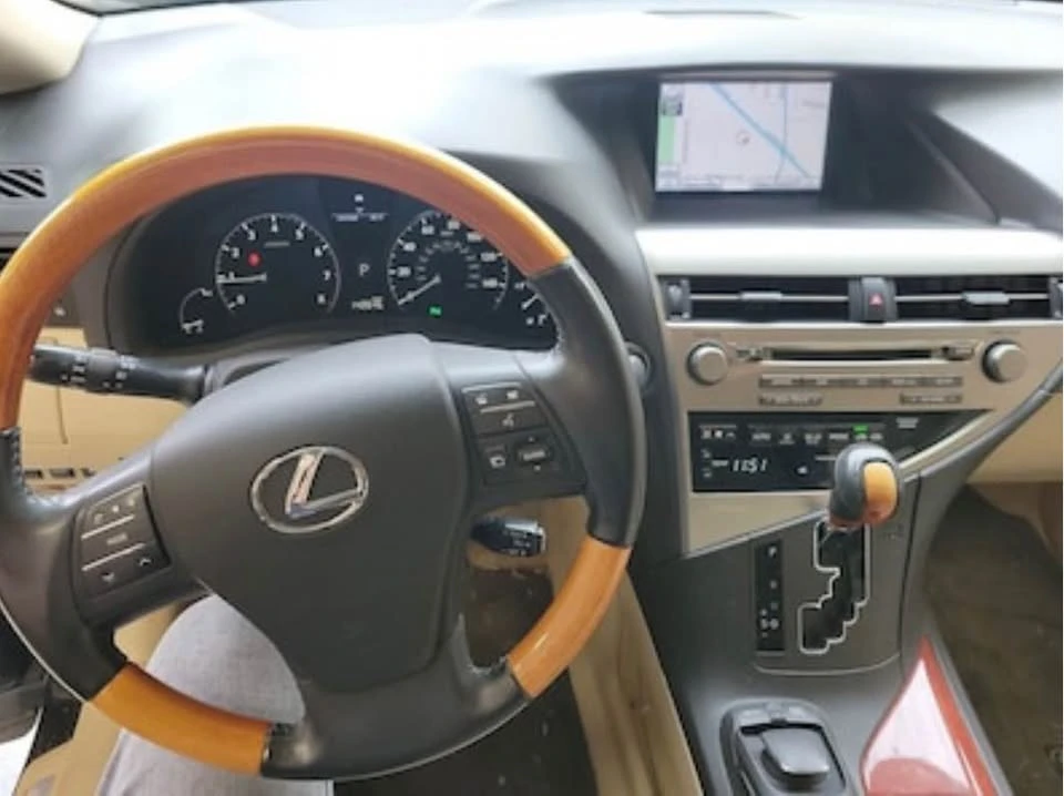 2011 Lexus RX 3rd Gen - Image 5 of 10