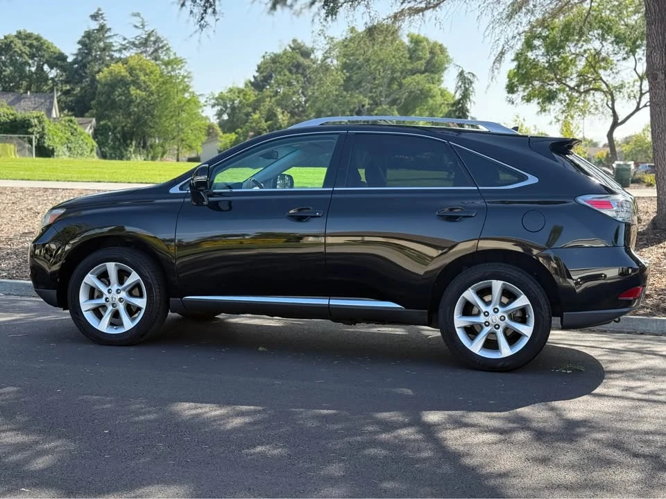 2011 Lexus RX 3rd Gen - Image 2 of 17