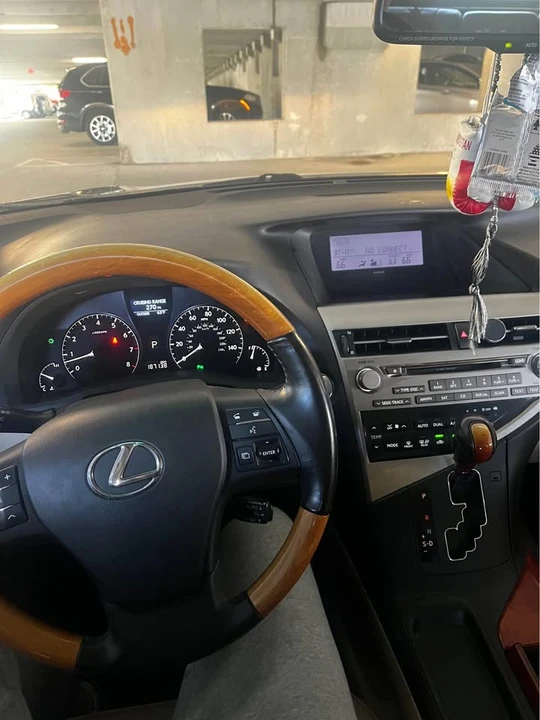 2011 Lexus RX 3rd Gen - Image 7 of 11