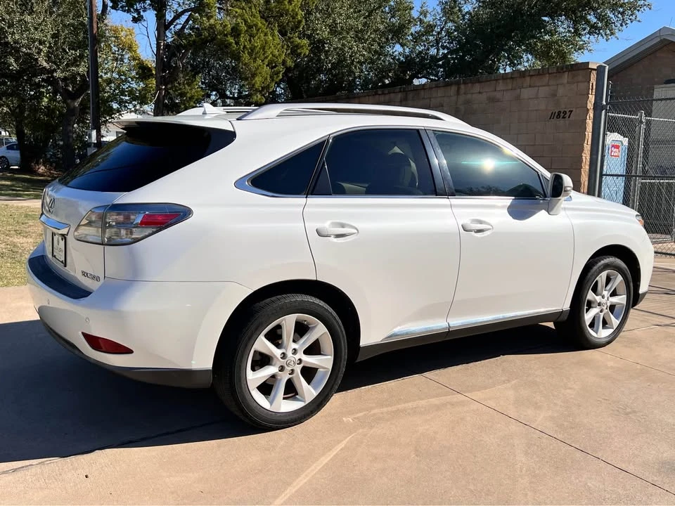 2011 Lexus RX 3rd Gen - Image 11 of 20