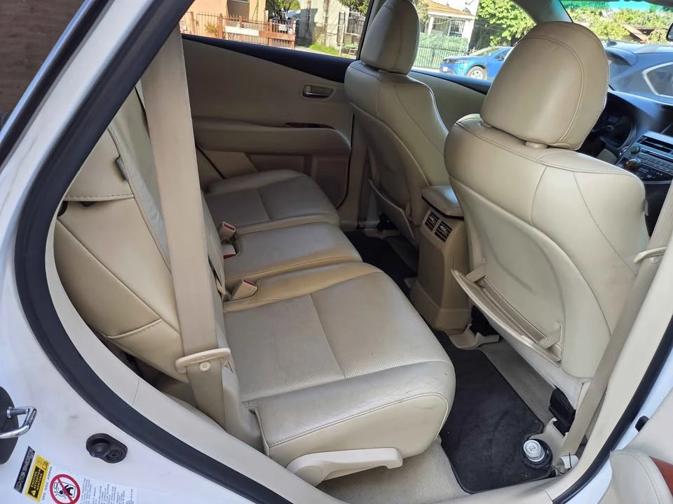 2011 Lexus RX 3rd Gen - Image 13 of 18