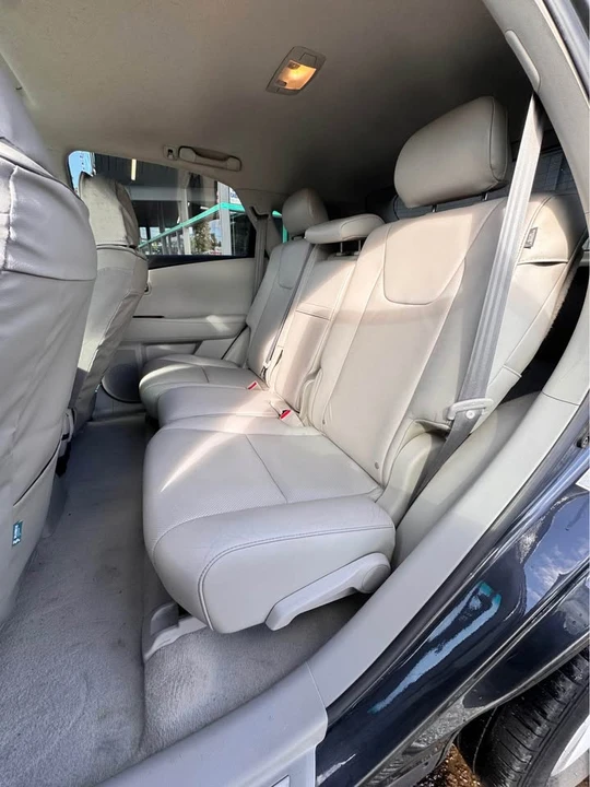 2011 Lexus RX 3rd Gen - Image 13 of 16