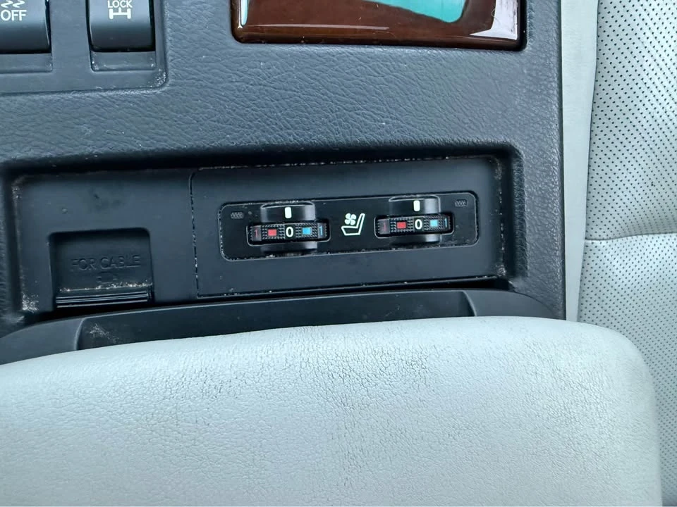 2011 Lexus RX 3rd Gen - Image 15 of 20