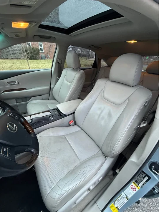 2011 Lexus RX 3rd Gen - Image 11 of 20