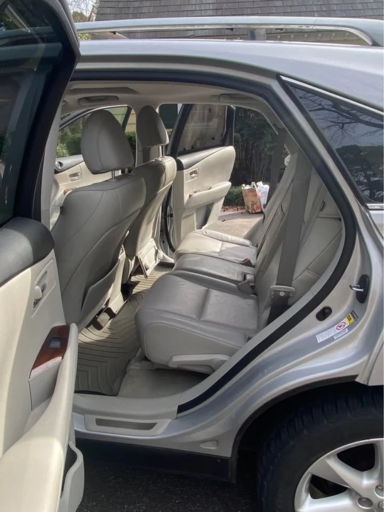 2011 Lexus RX 3rd Gen - Image 9 of 11