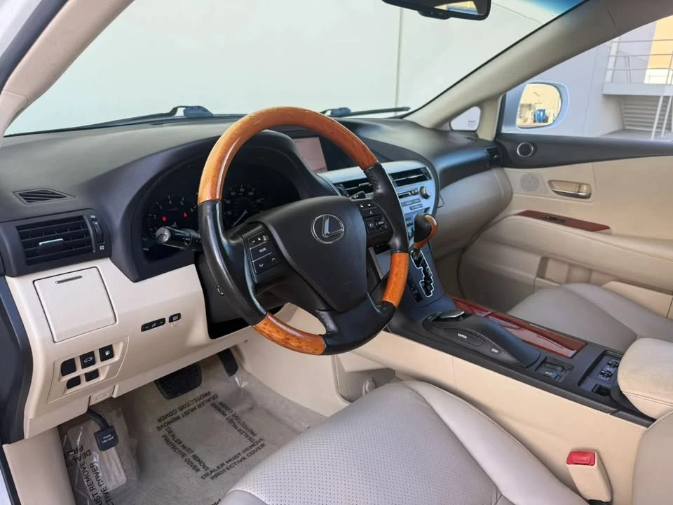 2011 Lexus RX 3rd Gen - Image 11 of 20