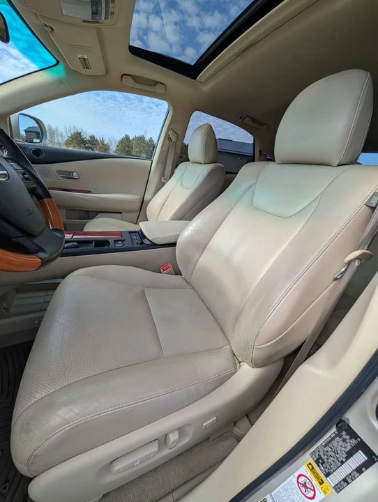2011 Lexus RX 3rd Gen - Image 8 of 18