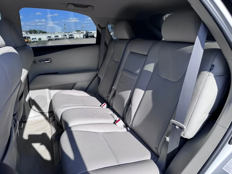 2011 Lexus RX 3rd Gen - Image 15 of 20