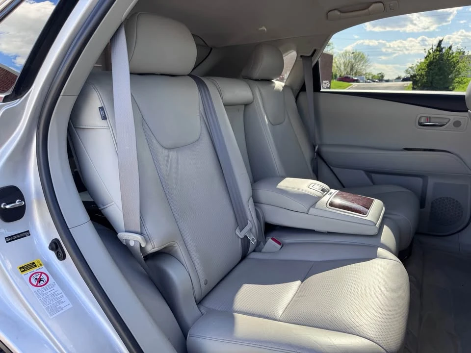 2011 Lexus RX 3rd Gen - Image 16 of 20