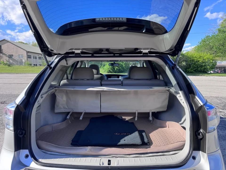 2011 Lexus RX 3rd Gen - Image 18 of 20