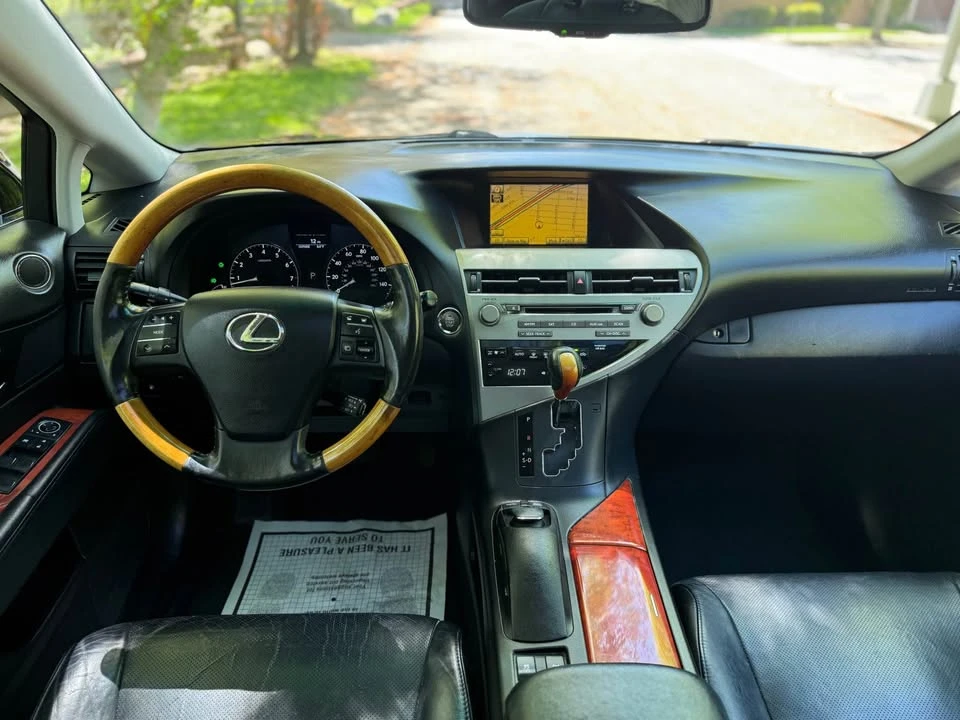 2011 Lexus RX 3rd Gen - Image 10 of 17