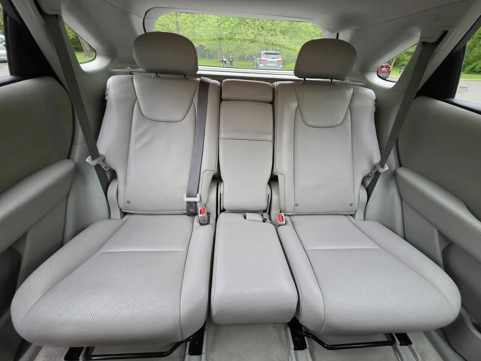 2011 Lexus RX 3rd Gen - Image 19 of 20