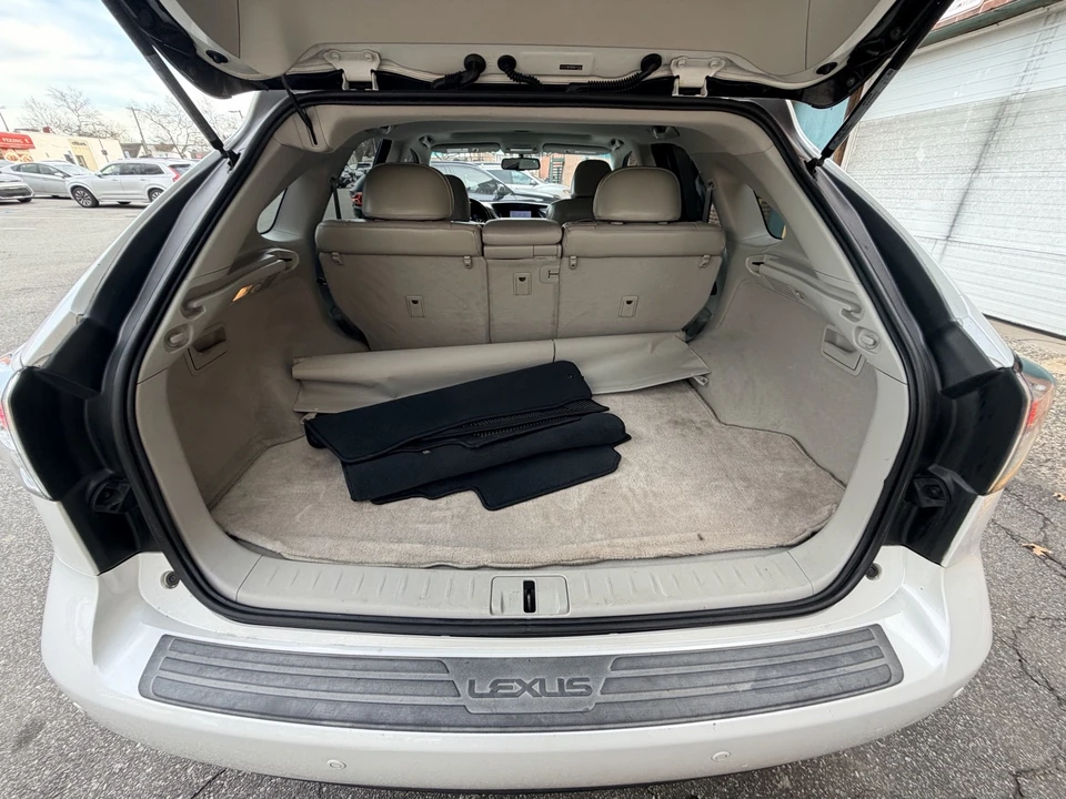 2011 Lexus RX 3rd Gen - Image 13 of 21