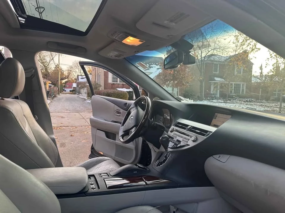 2011 Lexus RX 3rd Gen - Image 11 of 19