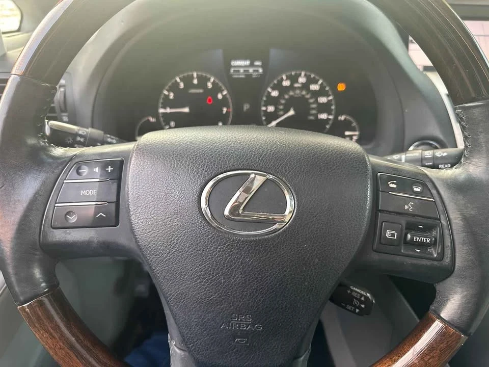 2011 Lexus RX 3rd Gen - Image 13 of 19
