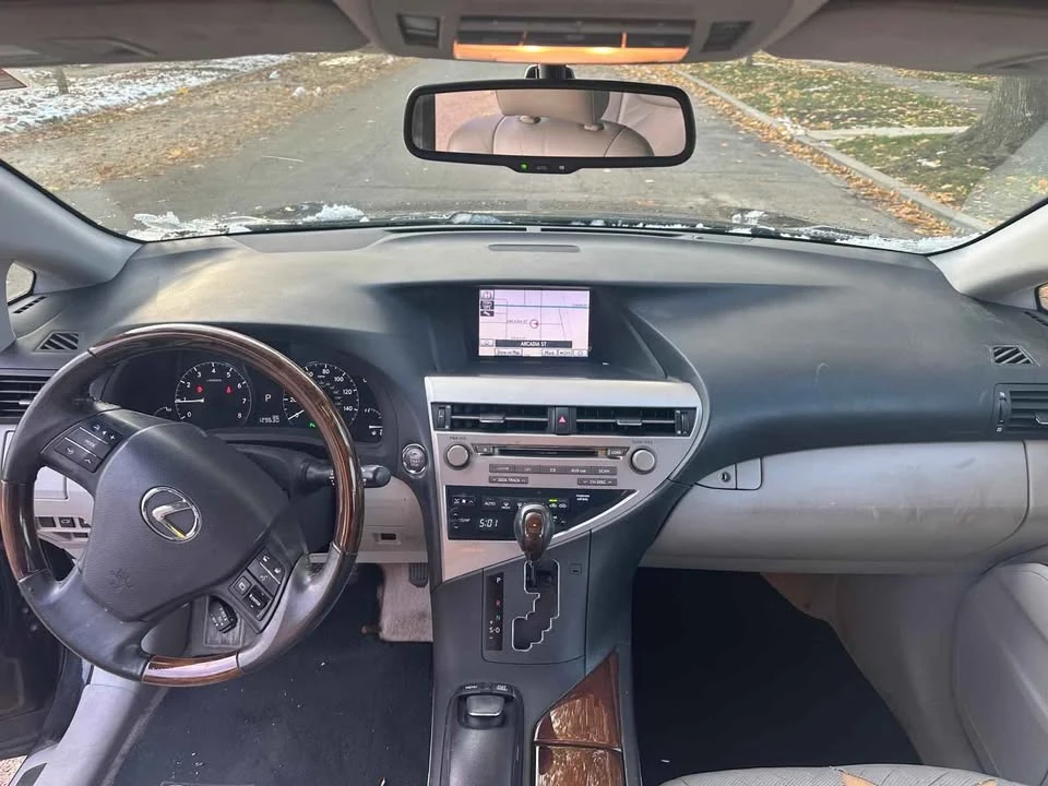 2011 Lexus RX 3rd Gen - Image 14 of 19