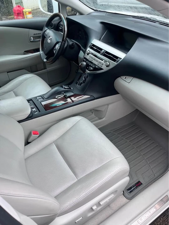 2011 Lexus RX 3rd Gen - Image 18 of 18