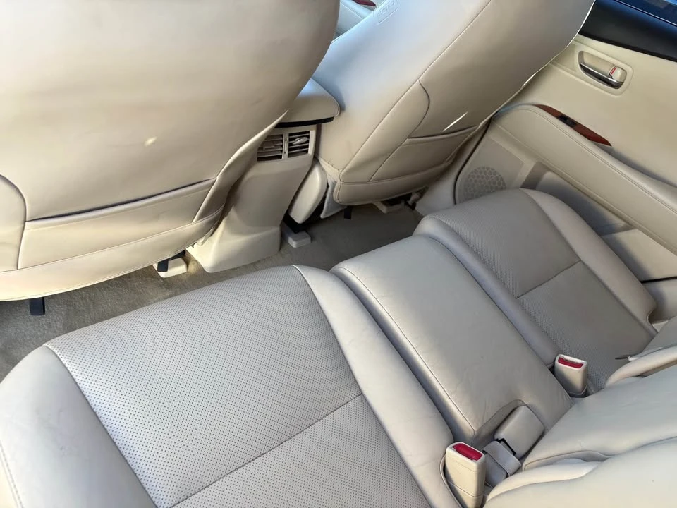 2011 Lexus RX 3rd Gen - Image 6 of 9