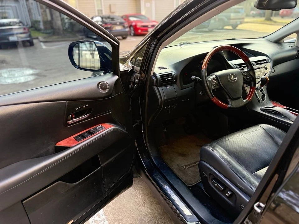 2011 Lexus RX 3rd Gen - Image 5 of 11