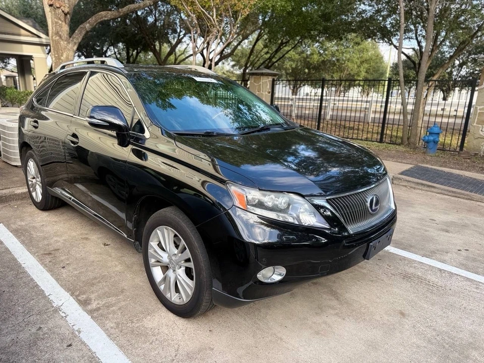 2011 Lexus RX 3rd Gen - Image 2 of 11