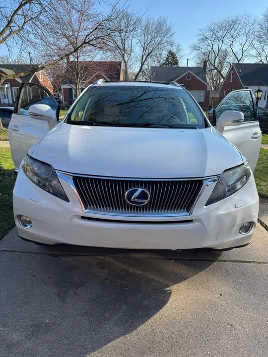 2011 Lexus RX 3rd Gen - Image 5 of 10