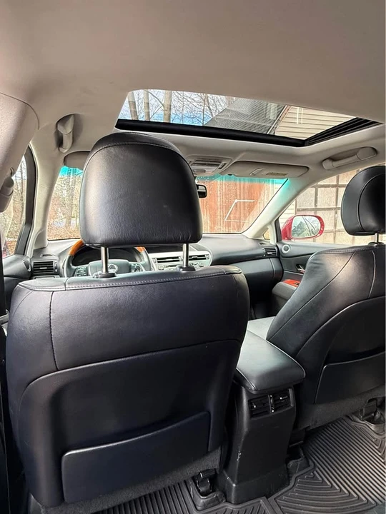2011 Lexus RX 3rd Gen - Image 19 of 20