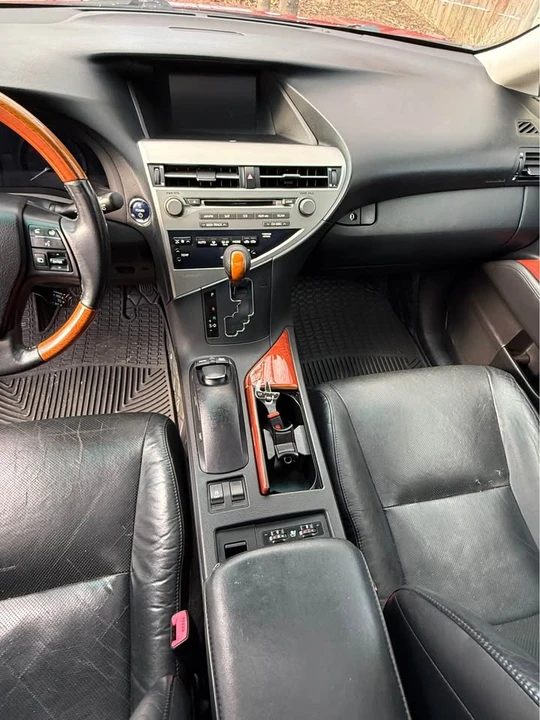 2011 Lexus RX 3rd Gen - Image 15 of 20