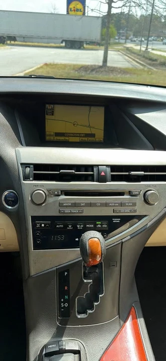 2011 Lexus RX 3rd Gen - Image 15 of 16