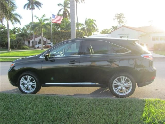 2011 Lexus RX 3rd Gen - Image 8 of 12