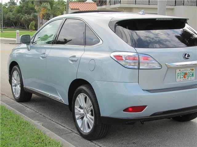 2011 Lexus RX 3rd Gen - Image 6 of 12