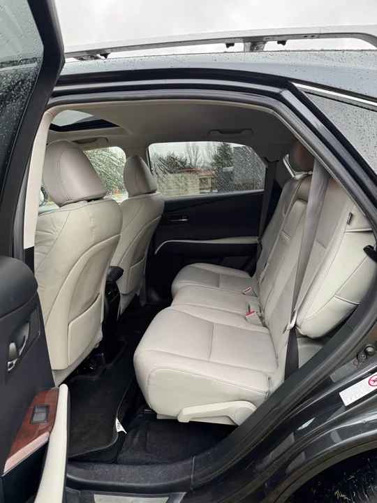 2011 Lexus RX 3rd Gen - Image 13 of 16