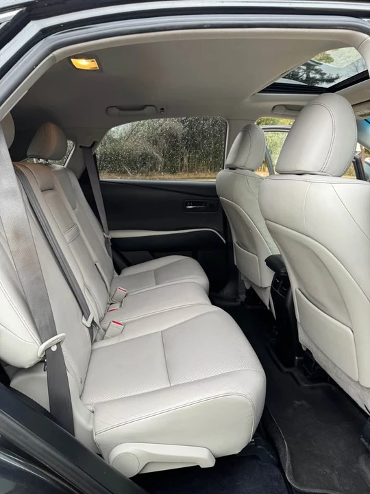 2011 Lexus RX 3rd Gen - Image 12 of 16