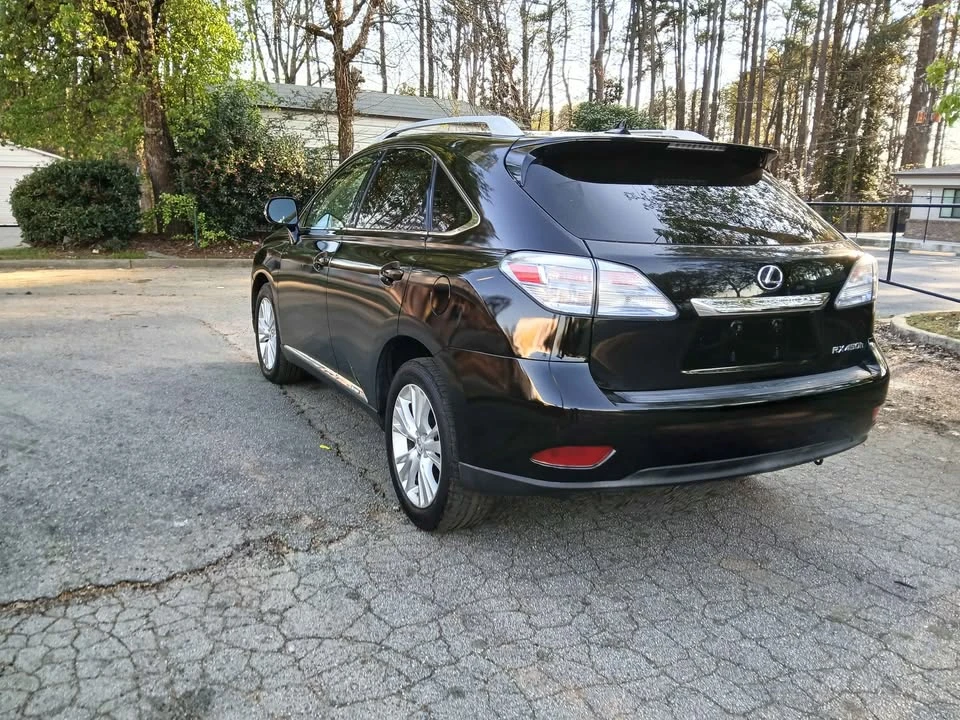 2011 Lexus RX 3rd Gen - Image 16 of 17