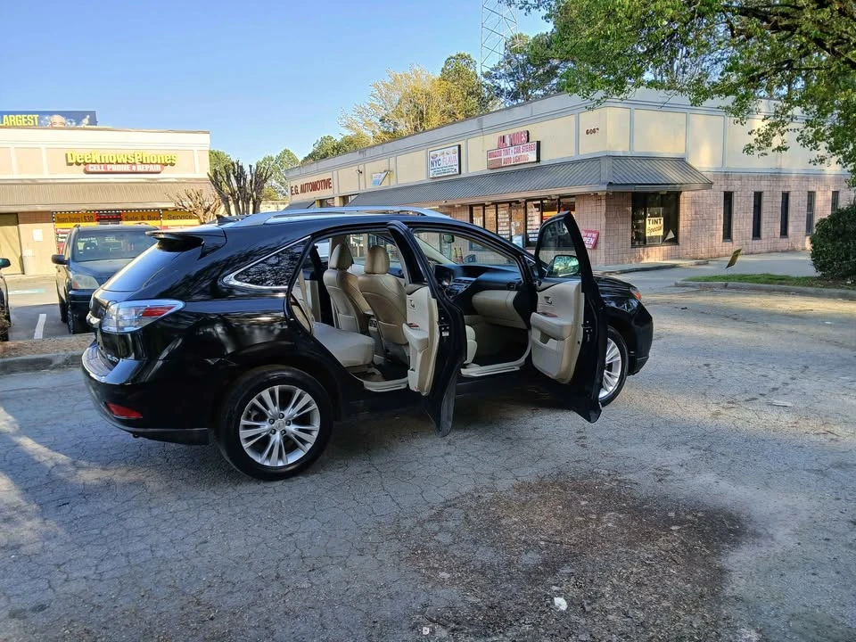 2011 Lexus RX 3rd Gen - Image 10 of 17