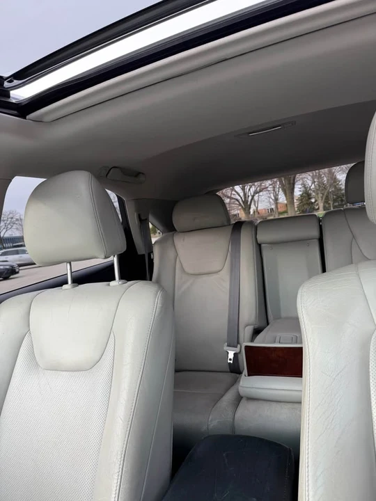 2011 Lexus RX 3rd Gen - Image 12 of 20