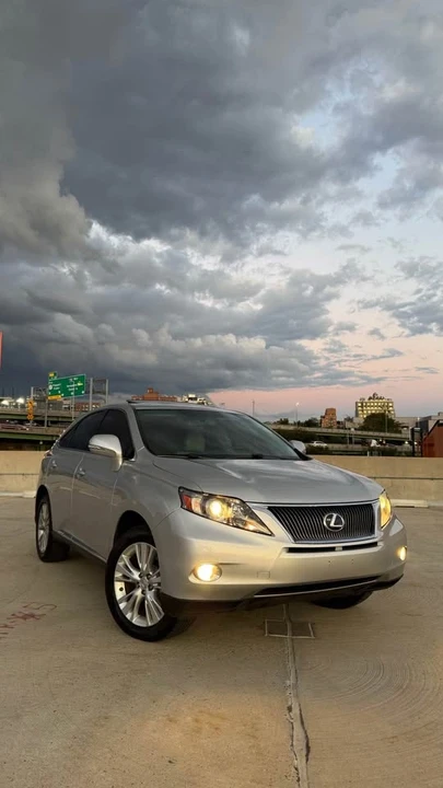 2011 Lexus RX 3rd Gen - Image 6 of 16