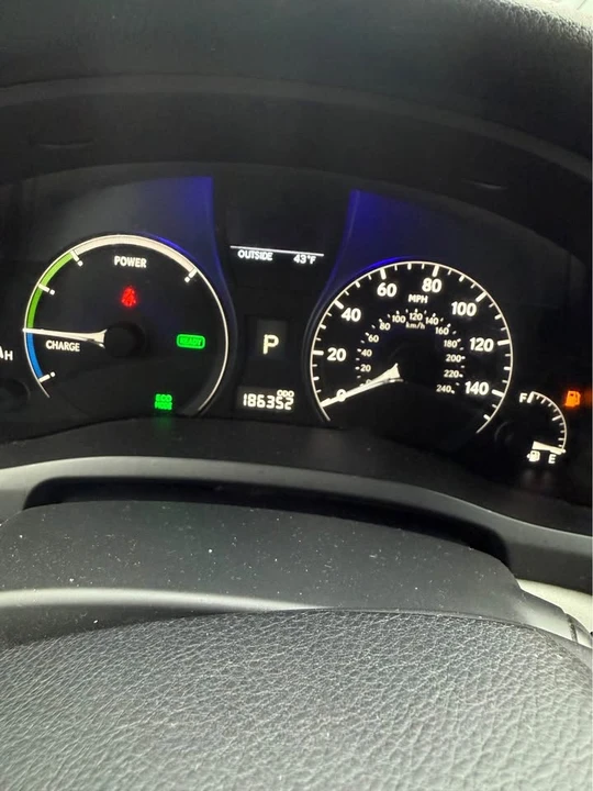 2011 Lexus RX 3rd Gen - Image 11 of 15