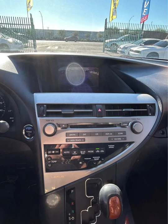 2011 Lexus RX 3rd Gen - Image 12 of 13