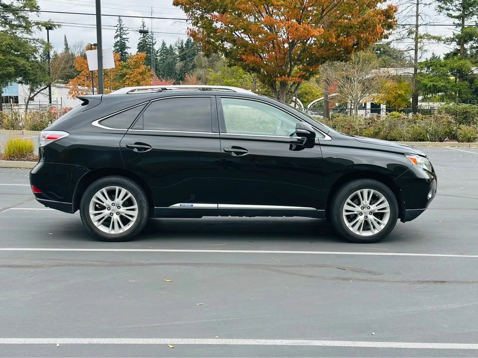 2011 Lexus RX 3rd Gen - Image 3 of 16